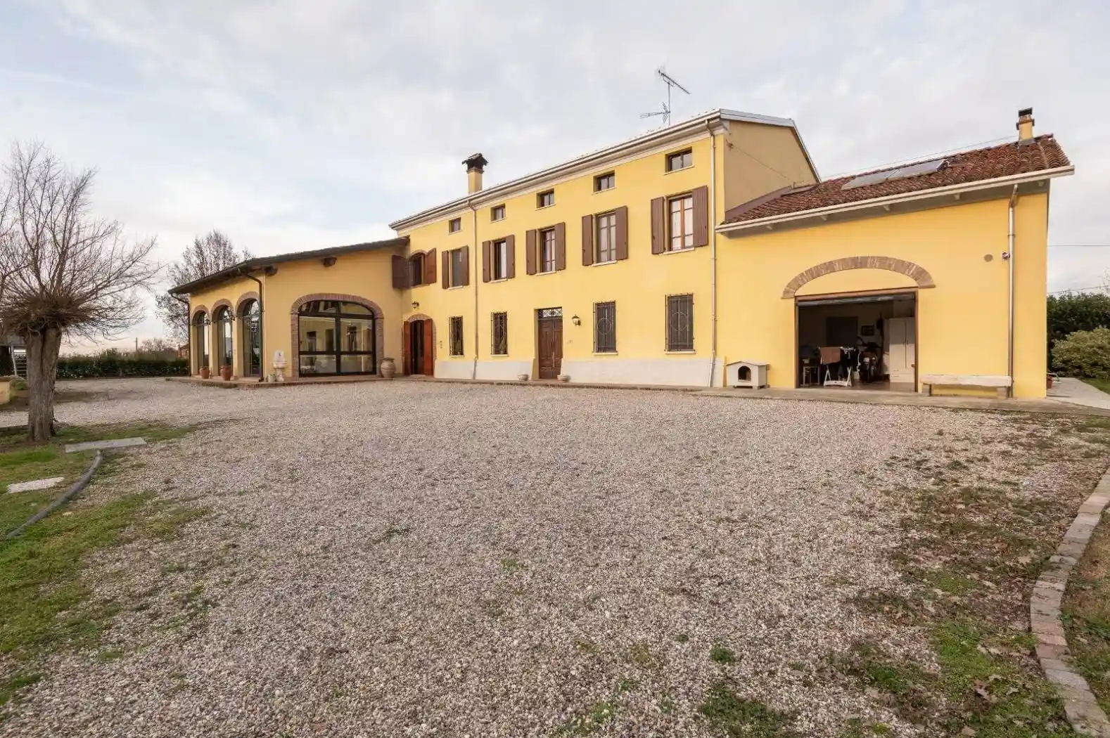 Villa in vendita a Viadana