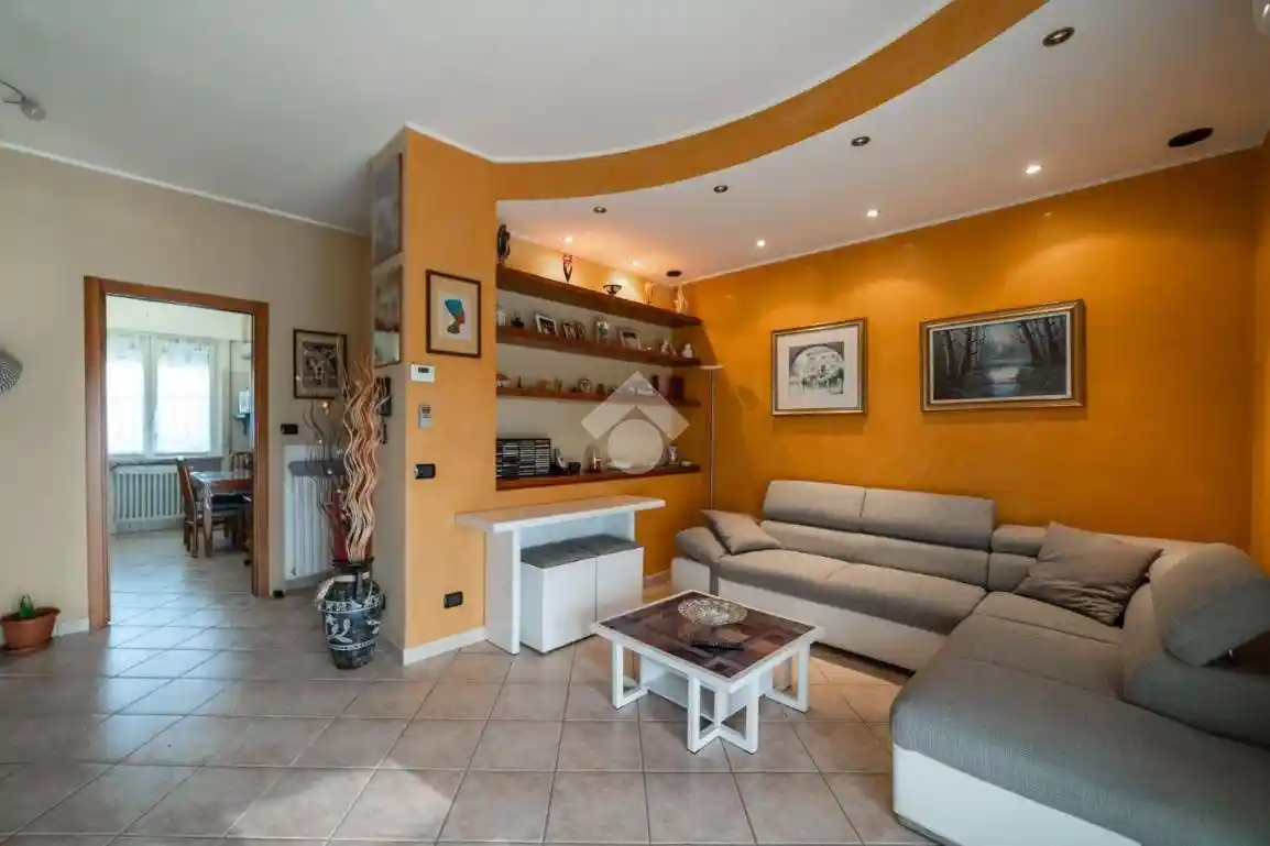 Villa in vendita a Paderno Dugnano