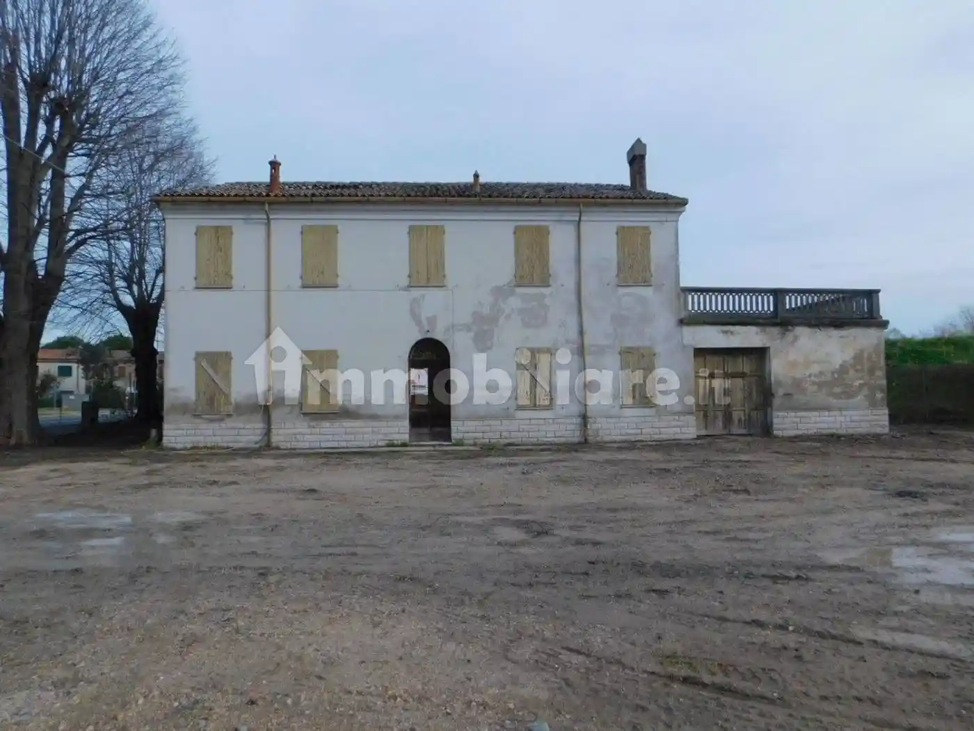 Rustico - Casale in vendita a Ravenna