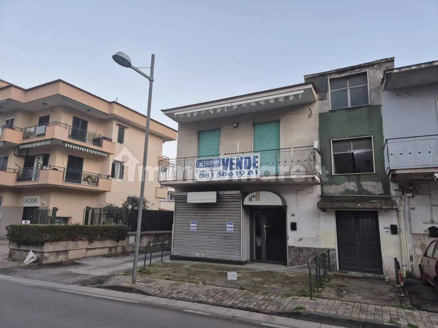 Palazzo - Edificio in vendita a Mugnano di Napoli