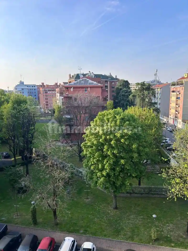 Trilocale via Ferdinando Lassalle 14, Chiesa Rossa, Milano - foto 2