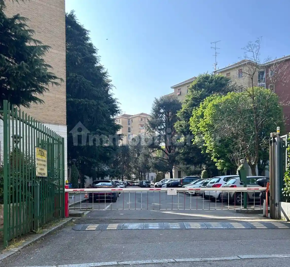 Trilocale via Ferdinando Lassalle 14, Chiesa Rossa, Milano - foto 5