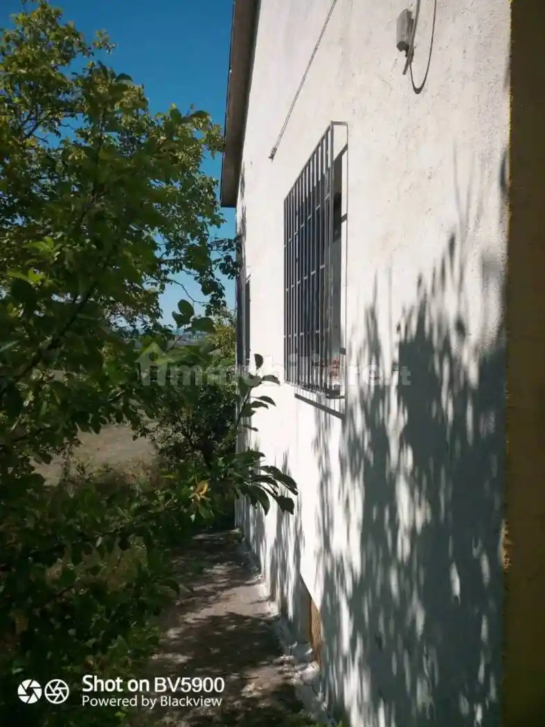Terratetto unifamiliare Località Contrada Corazzano, Isola del Gran Sasso d'Italia - foto 5