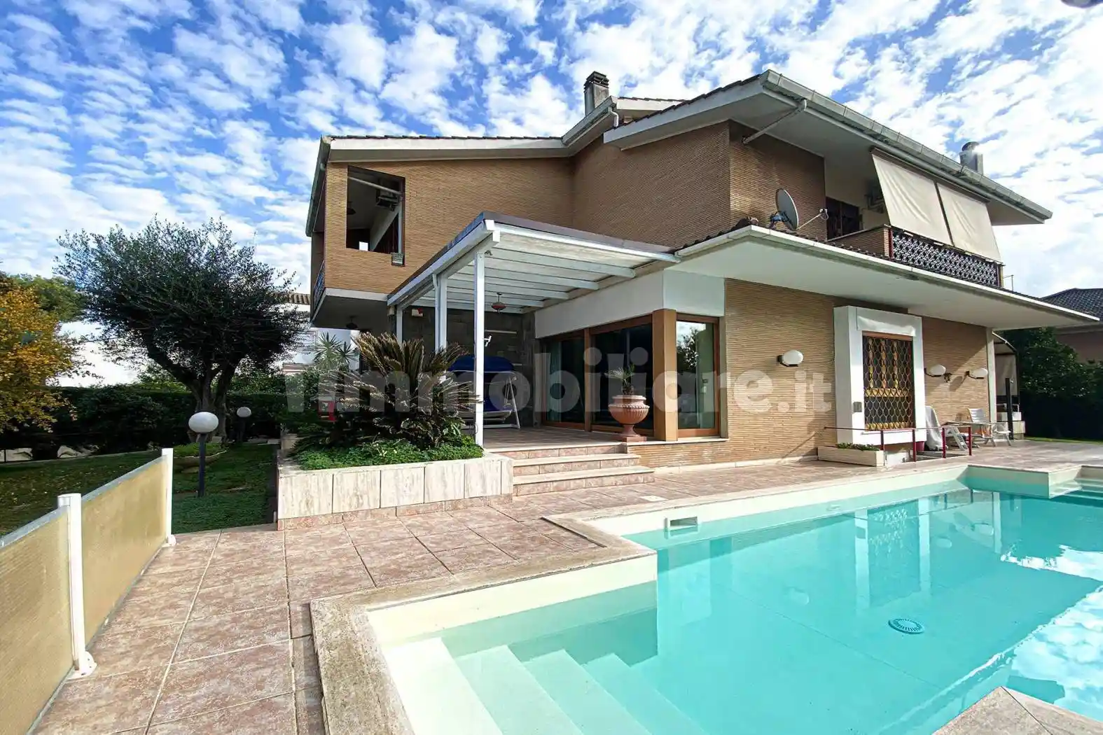 Villa unifamiliare via Prassitele, Axa, Roma - foto 3