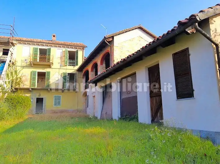 Rustico - Casale in vendita a Mombello Monferrato