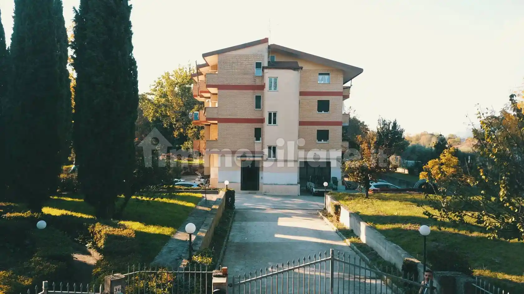 Palazzo - Edificio in vendita a Cassino