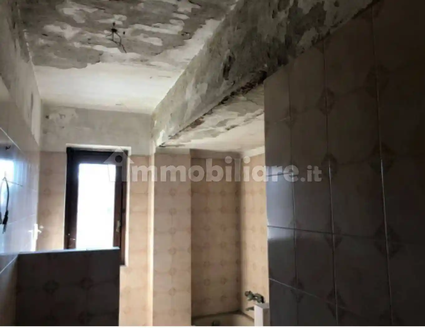 Palazzo - Stabile in vendita a Somaglia