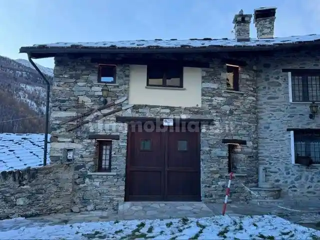 Villa in vendita a Sampeyre