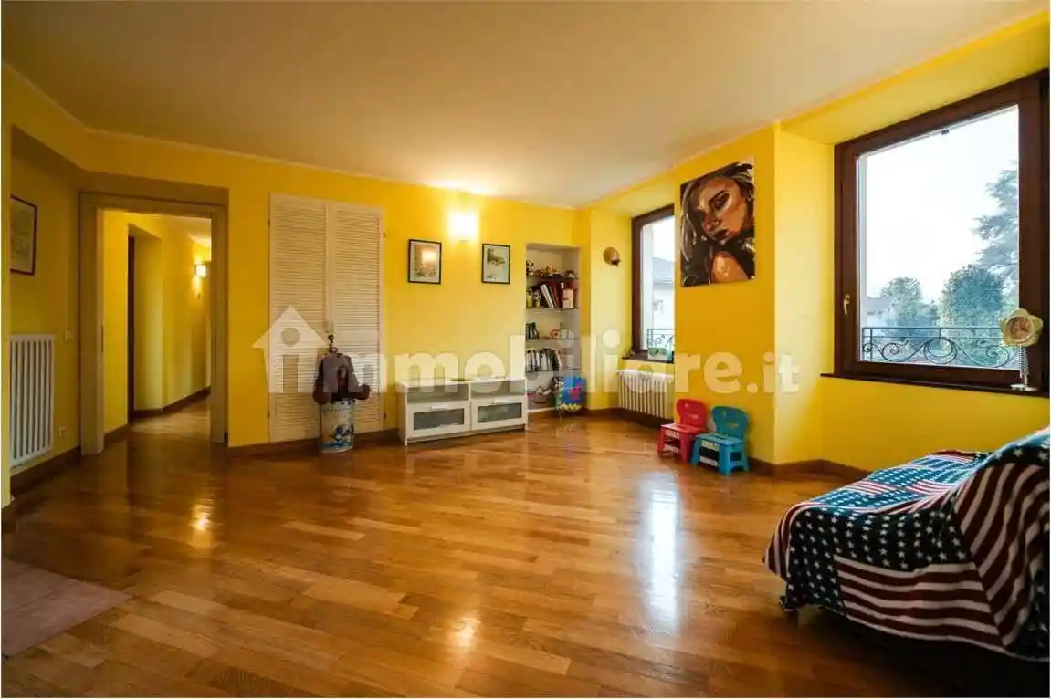 Appartamento in vendita a Calolziocorte