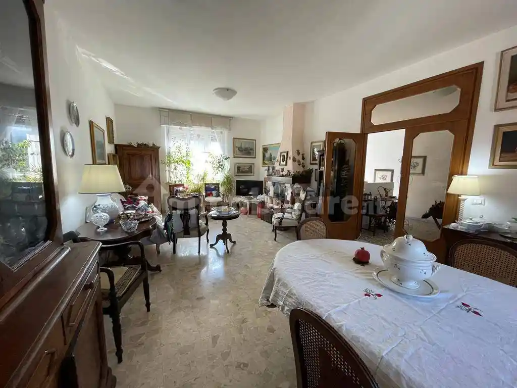 Appartamento in vendita a Cecina