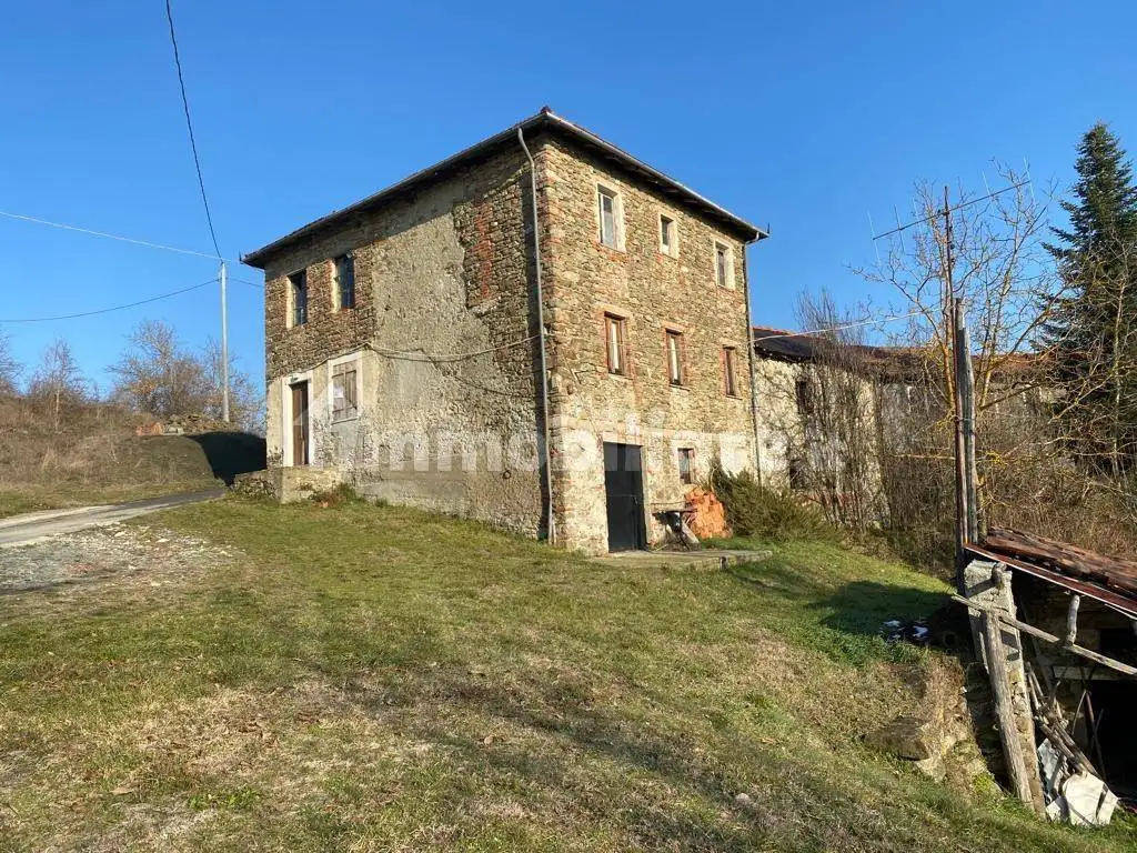 Rustico - Casale in vendita a Mioglia