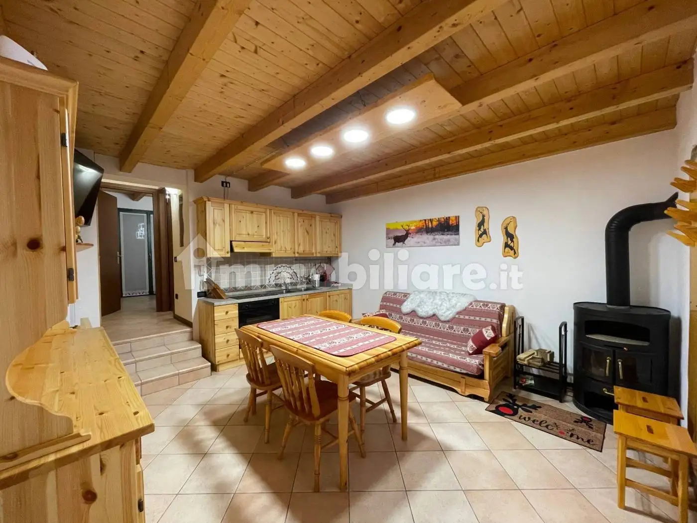 Appartamento in affitto a Monno