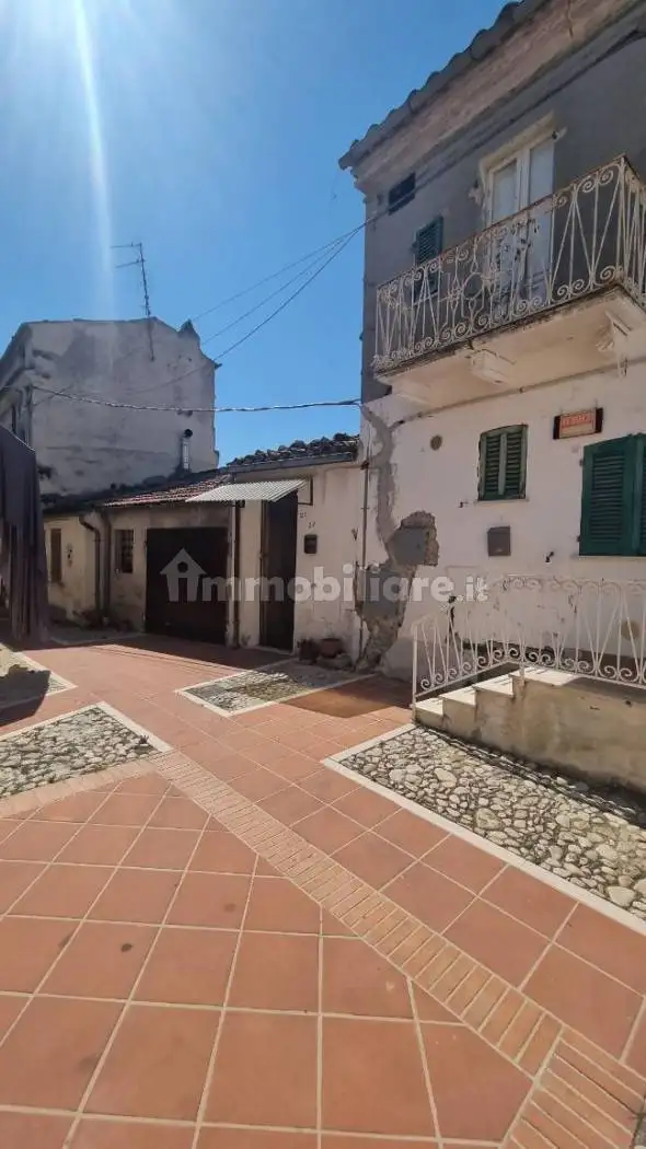 Appartamento in vendita a Catignano