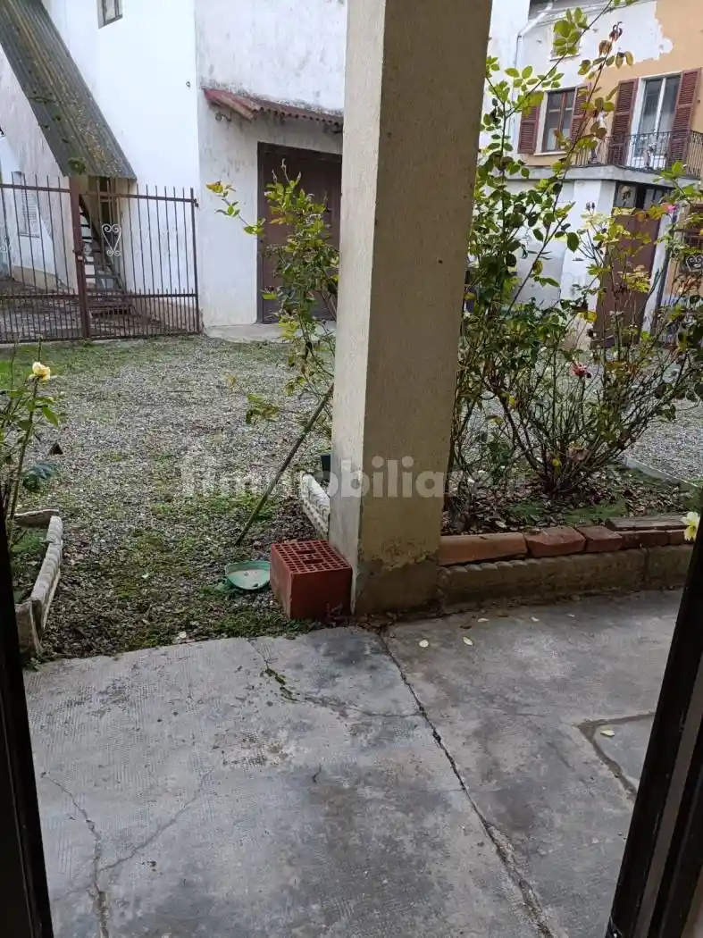 Villa a schiera via Camillo Benso di Cavour, Carentino - foto 2