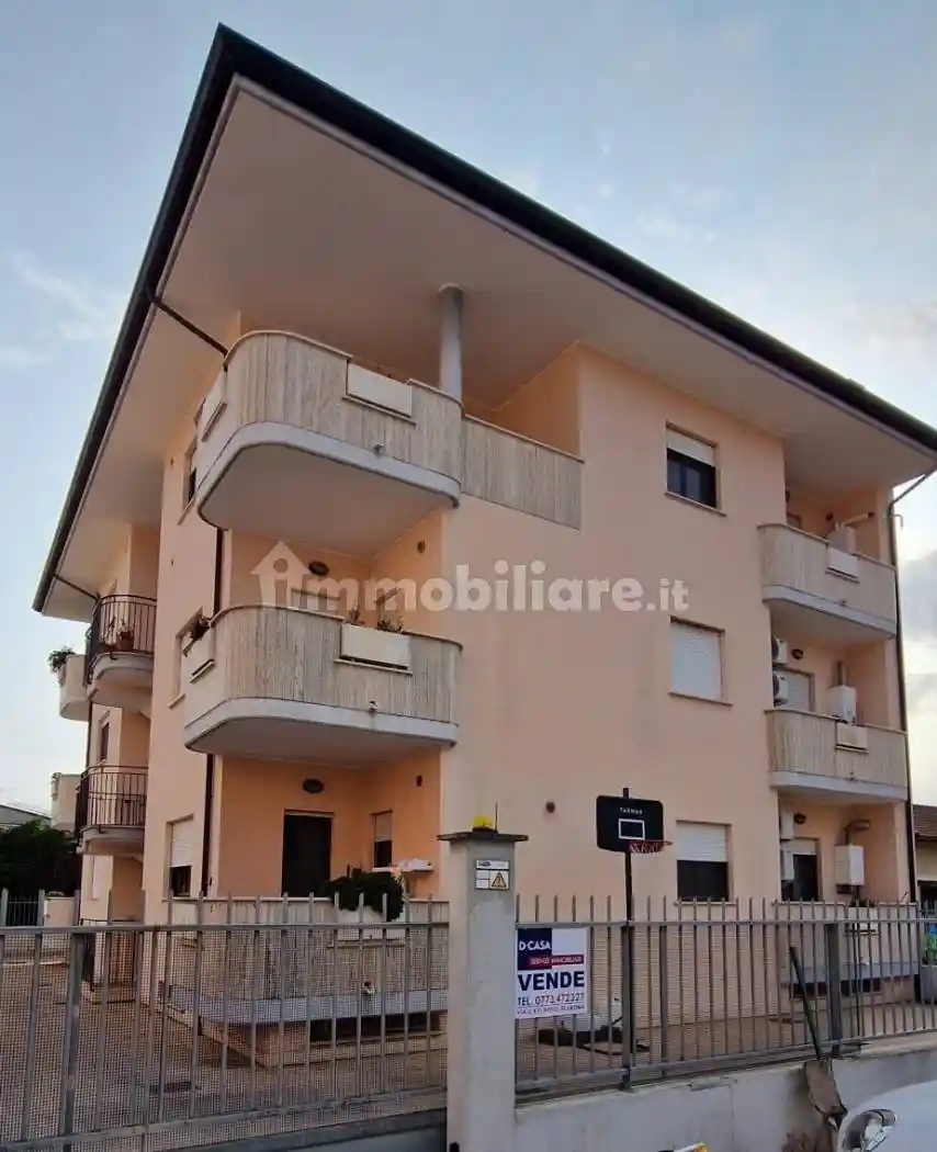 Appartamento in vendita a Latina