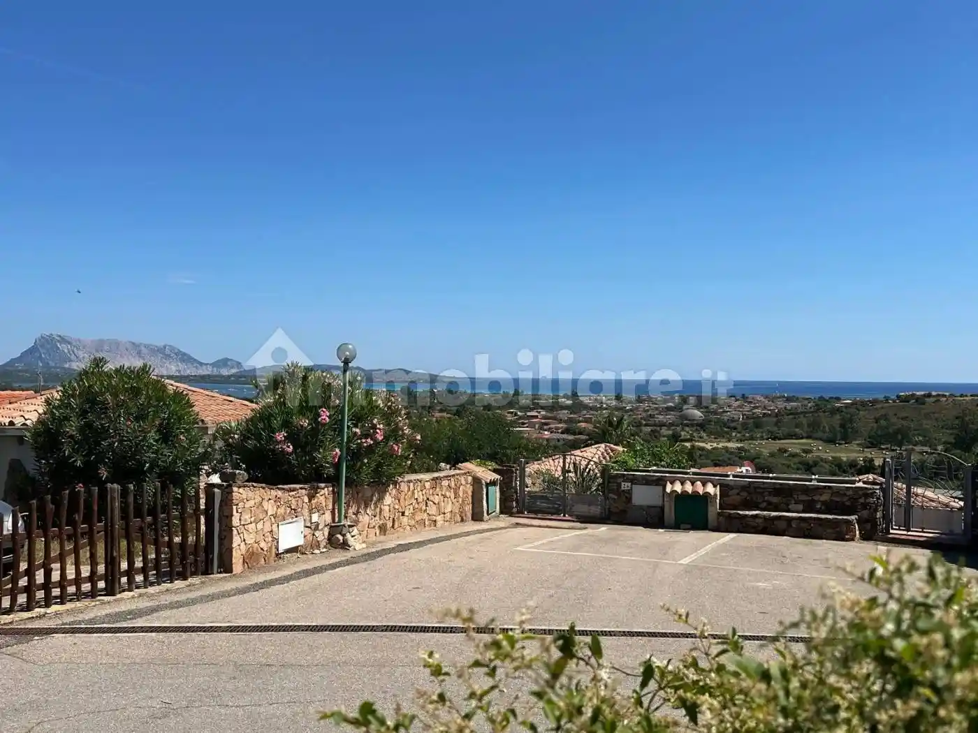 Villa in vendita a San Teodoro