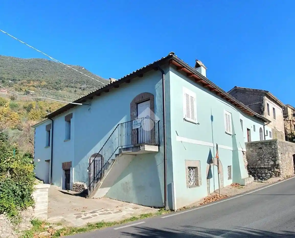 Casa indipendente in vendita a Serrone