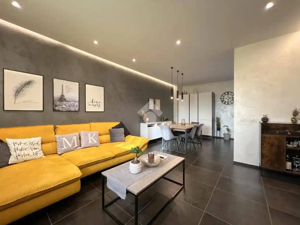 Villa bifamiliare via A. de Gasperi 14, Centro, Casalromano - foto 2