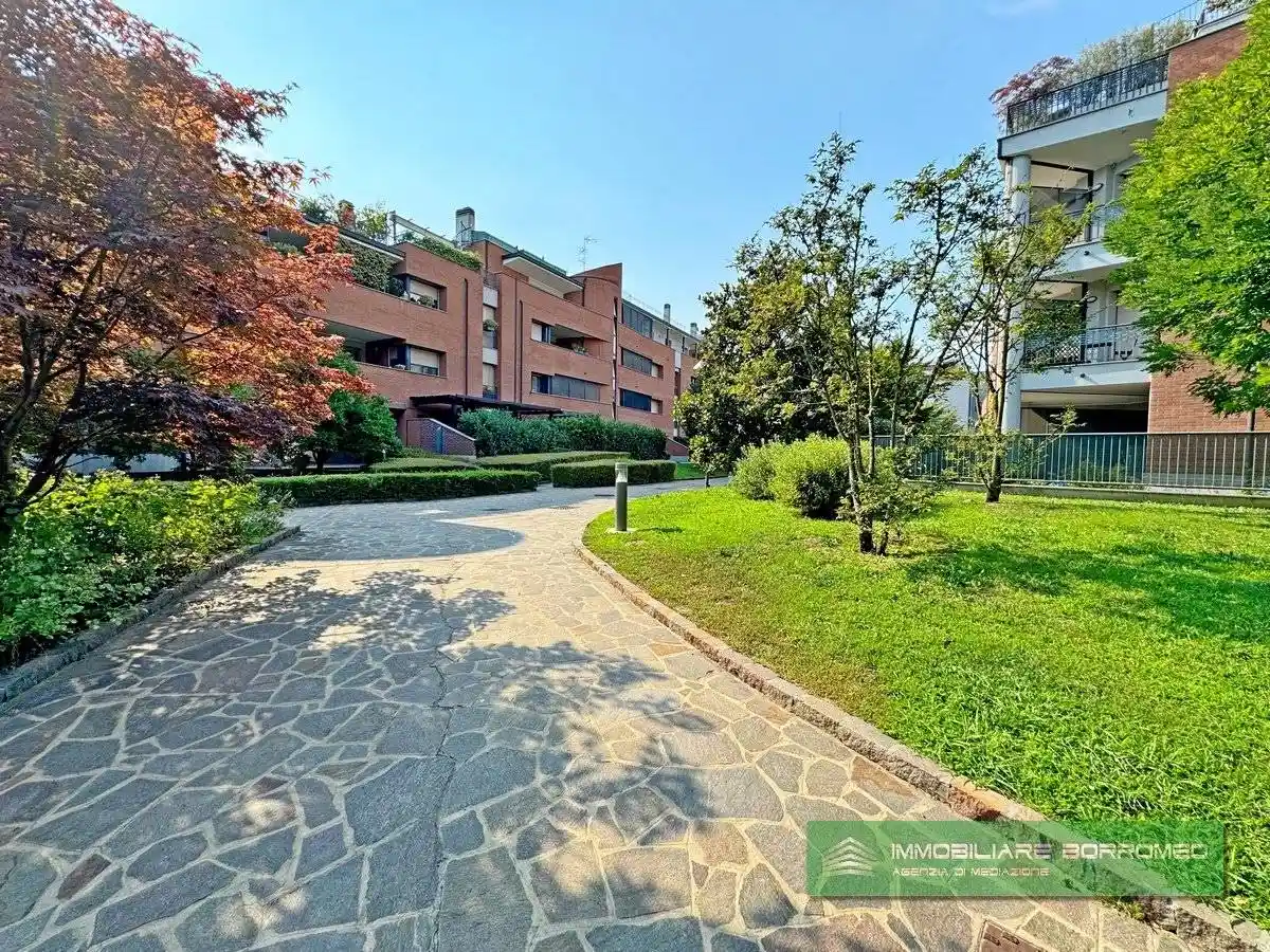 Appartamento in vendita a Peschiera Borromeo