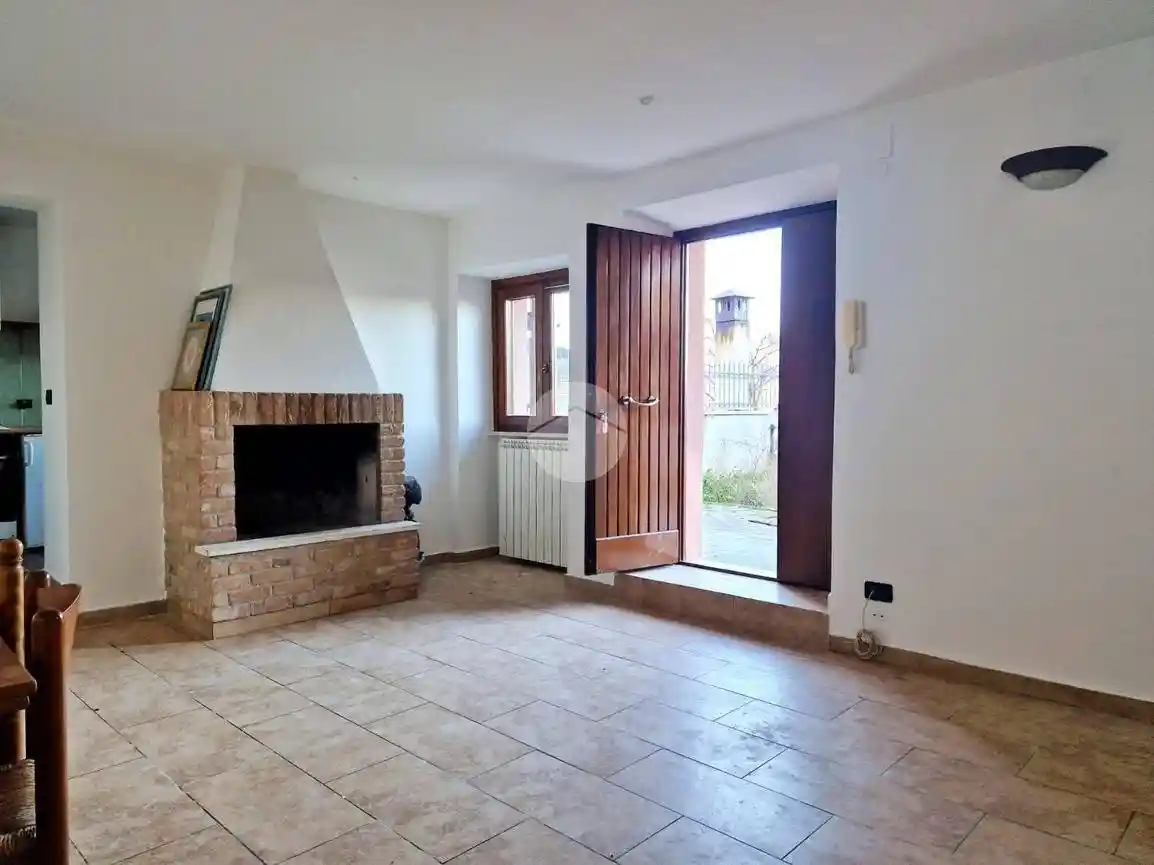 Appartamento Casa indipendente via della Montagna 1, Bellavista - Pianola, L'Aquila - foto 4