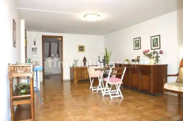 Villa unifamiliare via Prarolo 30, Cappuccini, Vercelli - foto 2