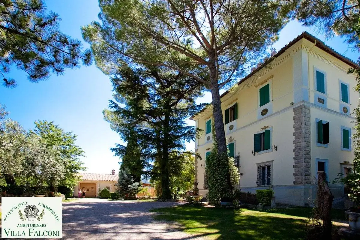 Villa in vendita a Monteleone Sabino