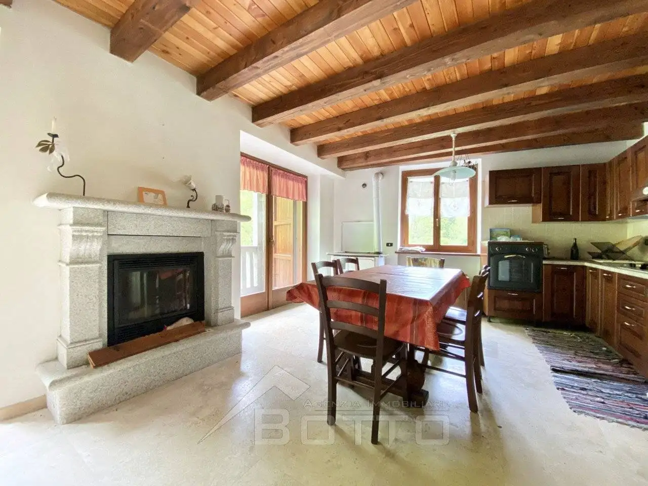 Casa indipendente in vendita a Alto Sermenza