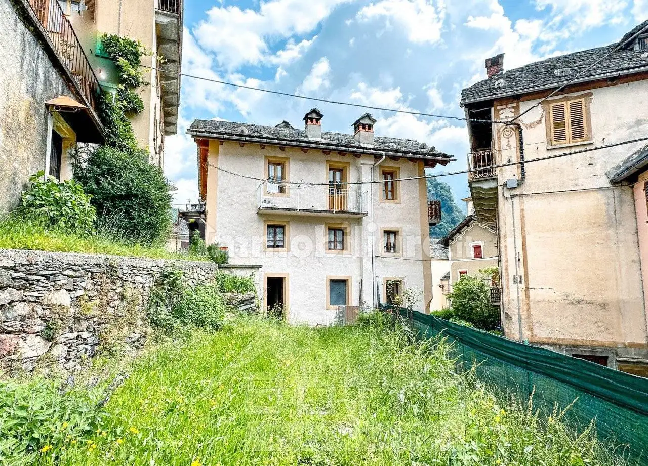 Appartamento in vendita a Cervatto