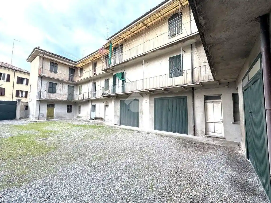 Palazzo - Edificio in vendita a Tortona