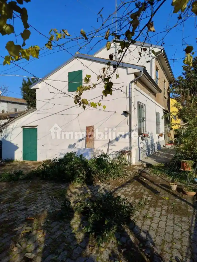 Villa in vendita a Alfonsine