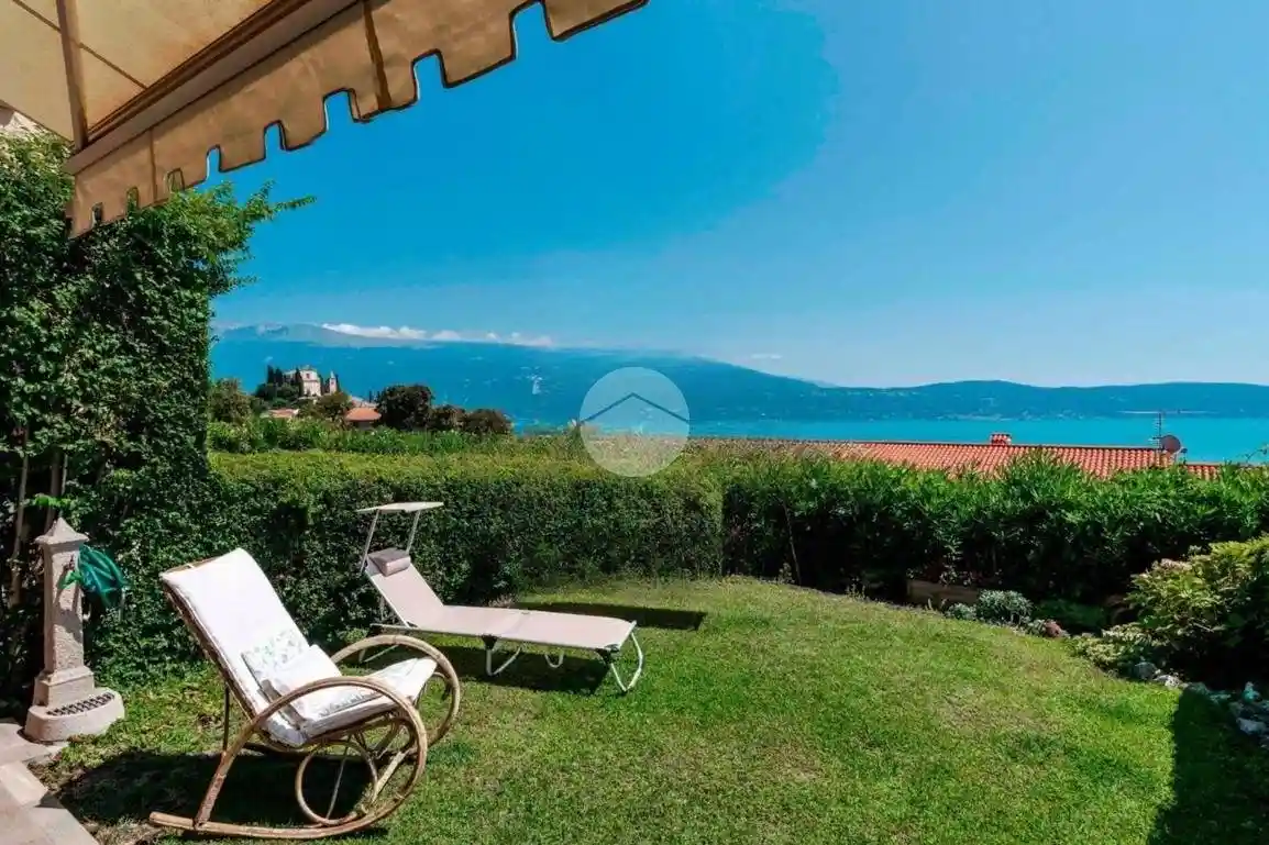 Appartamento in vendita a Toscolano-Maderno