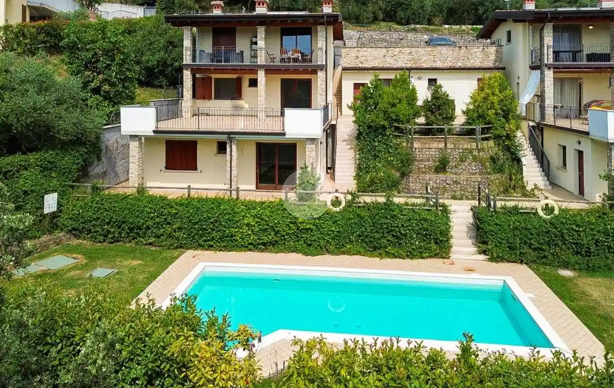 Appartamento in vendita a Toscolano-Maderno