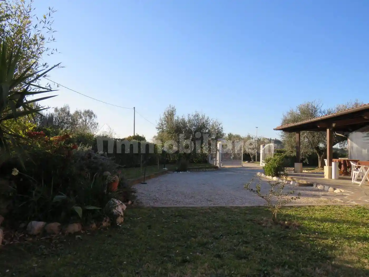 Rustico - Casale in vendita a Monsampolo del Tronto