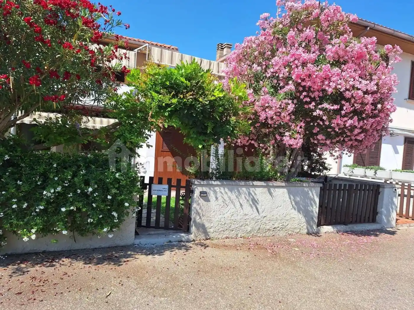 Appartamento in vendita a Cecina