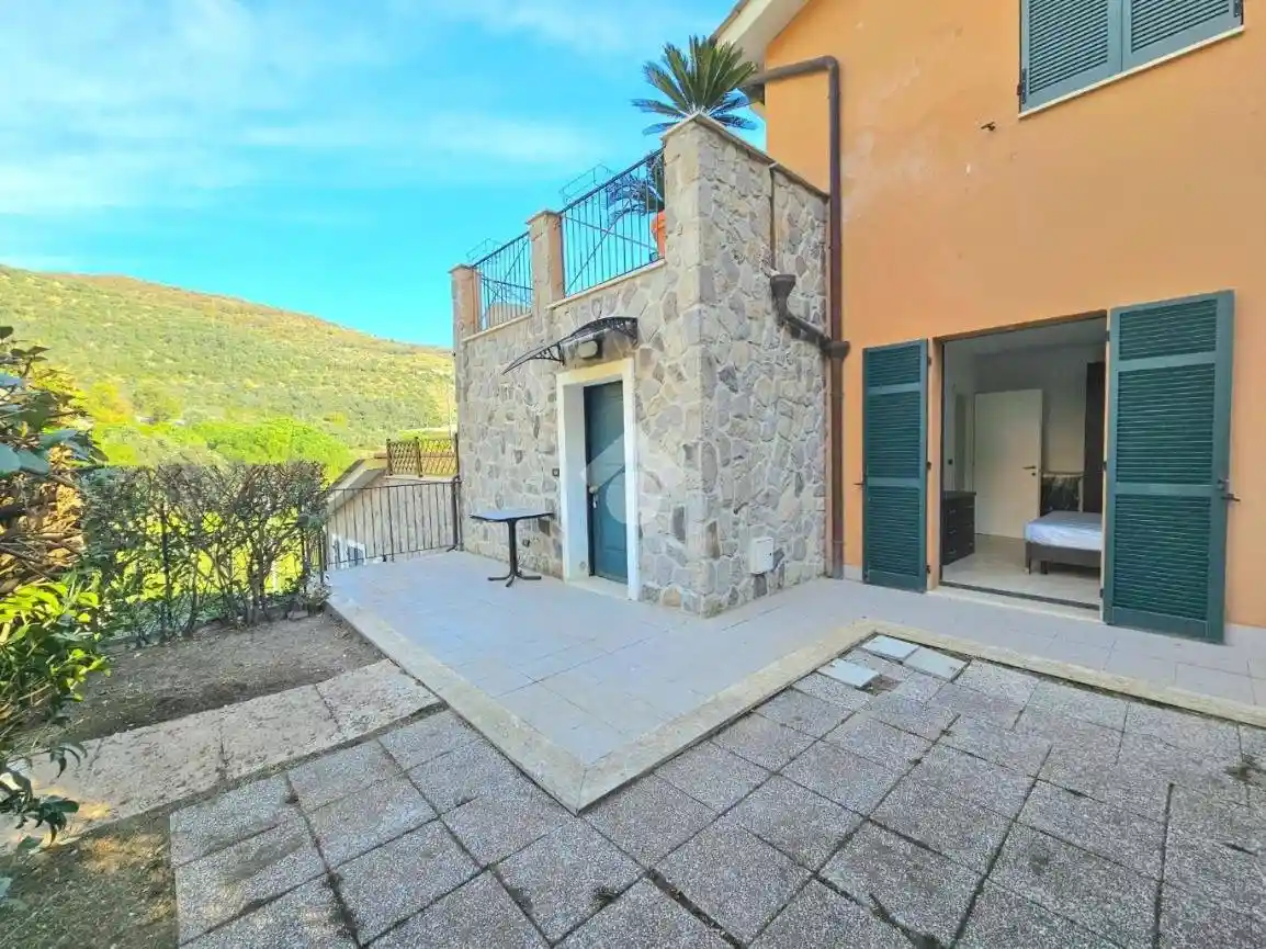 Appartamento in vendita a Castellaro