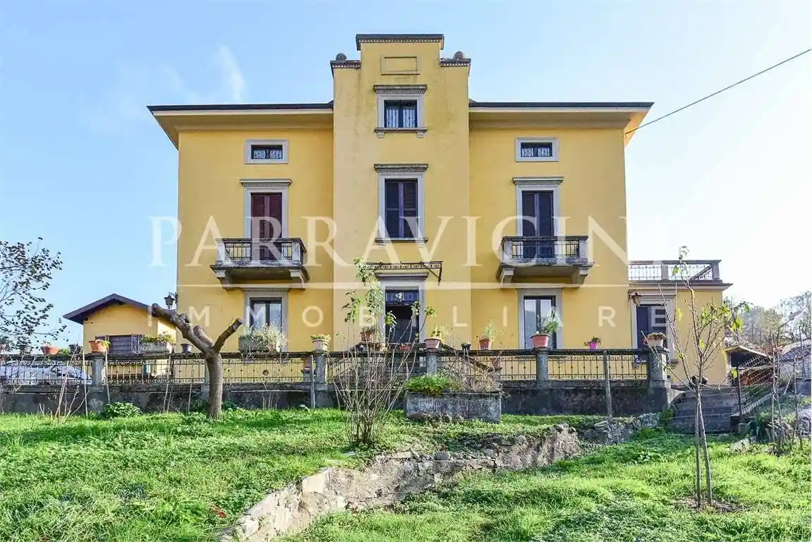 Villa in vendita a Ponte Lambro