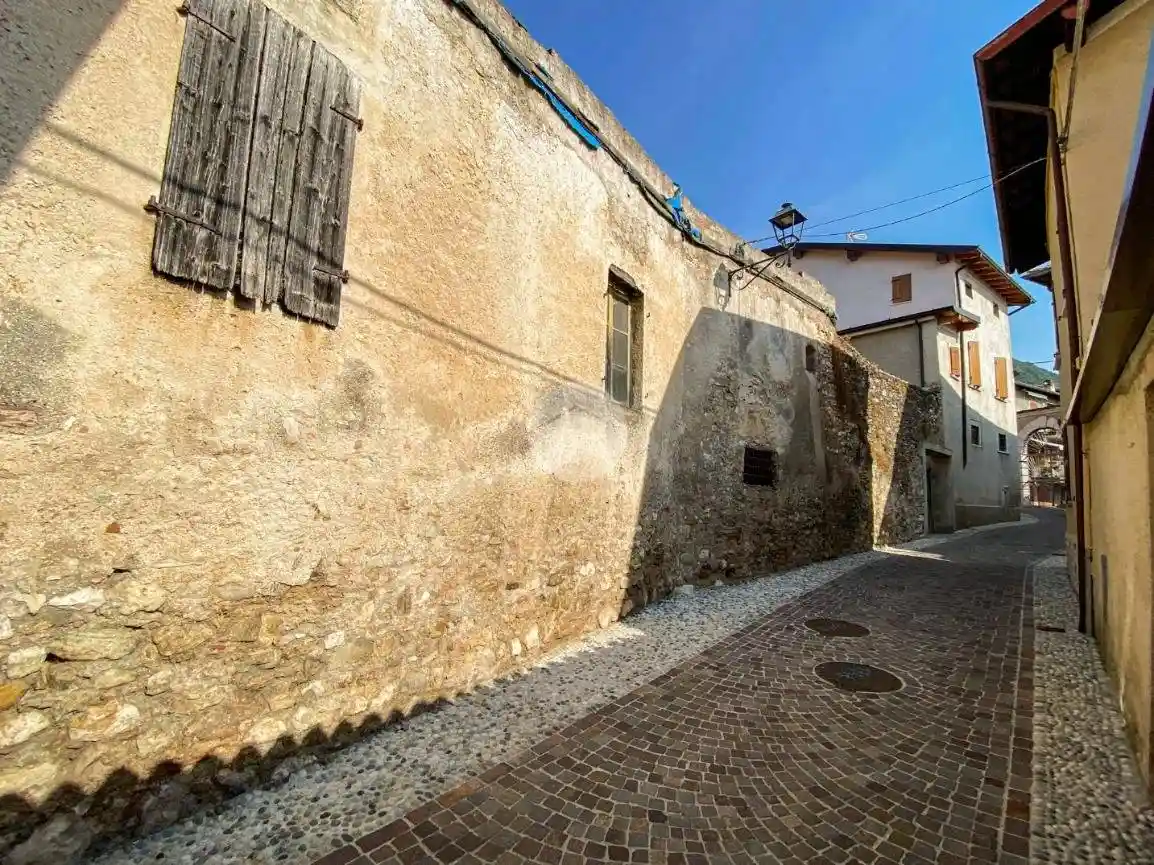 Rustico - Casale in vendita a Toscolano-Maderno