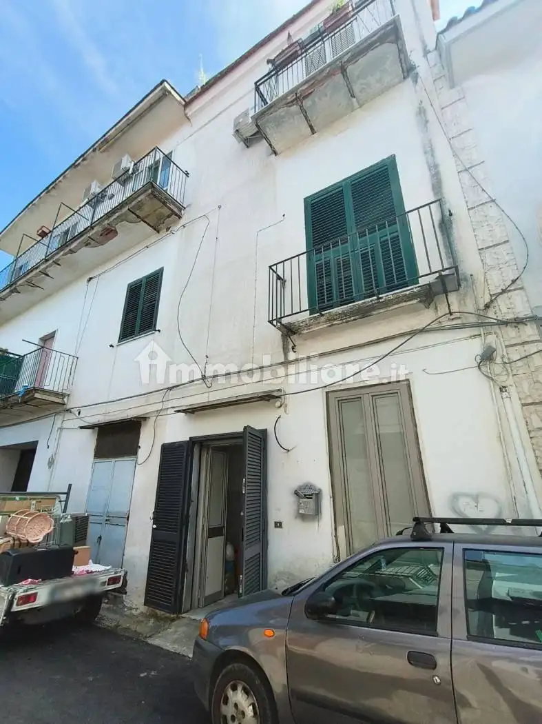 Appartamento in vendita a Comiziano