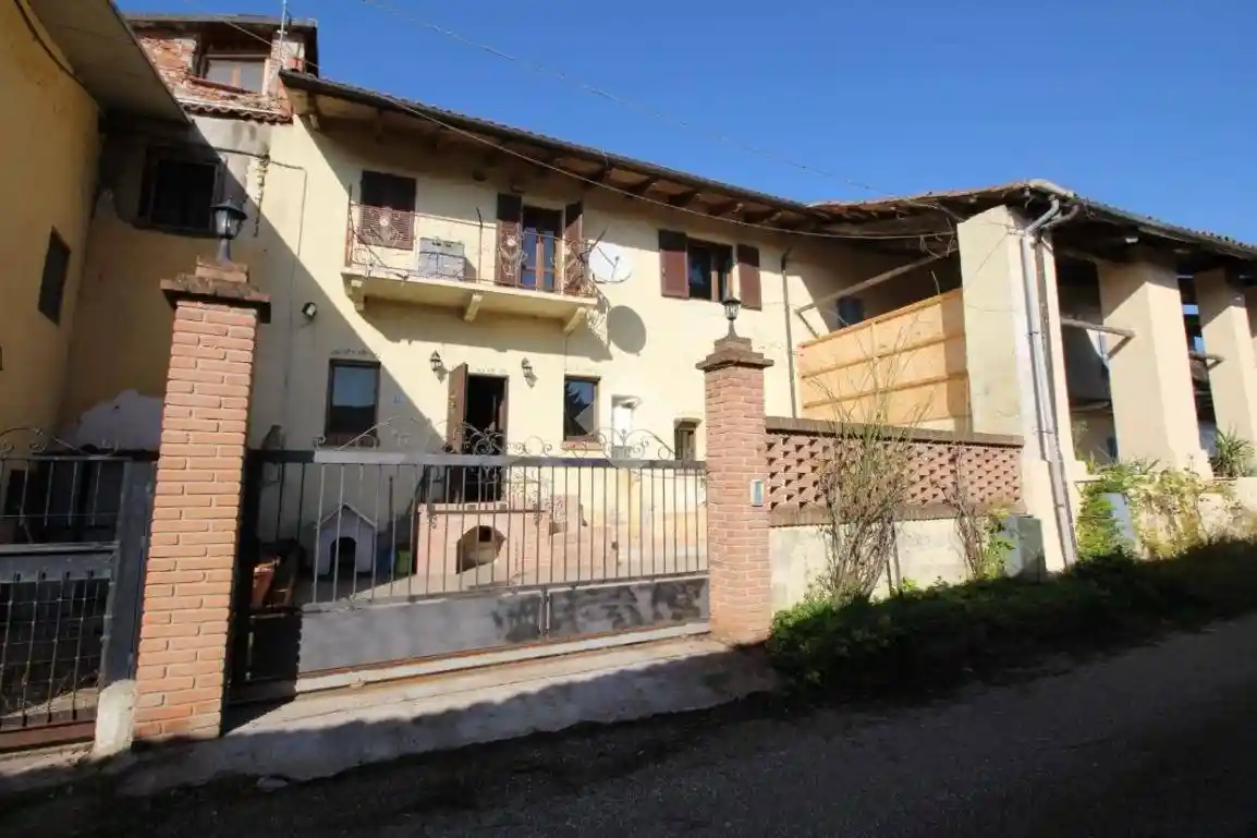 Casa indipendente in vendita a Verrua Savoia