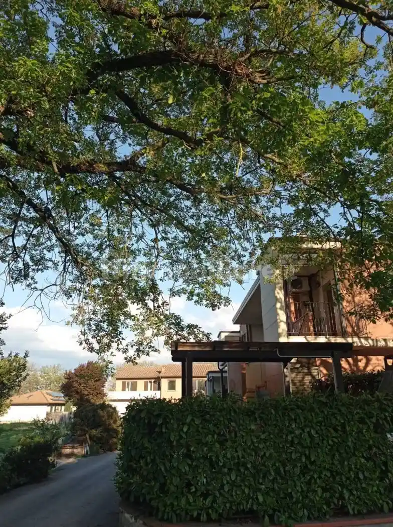 Palazzo - Edificio in vendita a Colle di Val d'Elsa