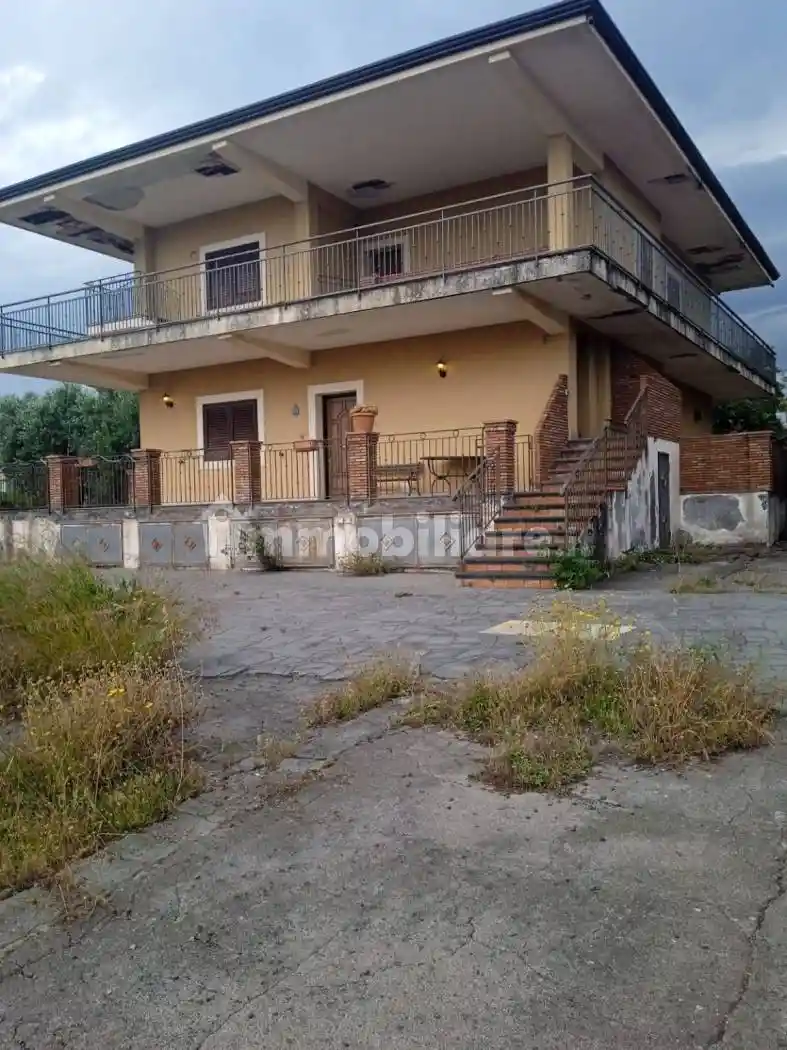 Villa in vendita a San Pietro Clarenza