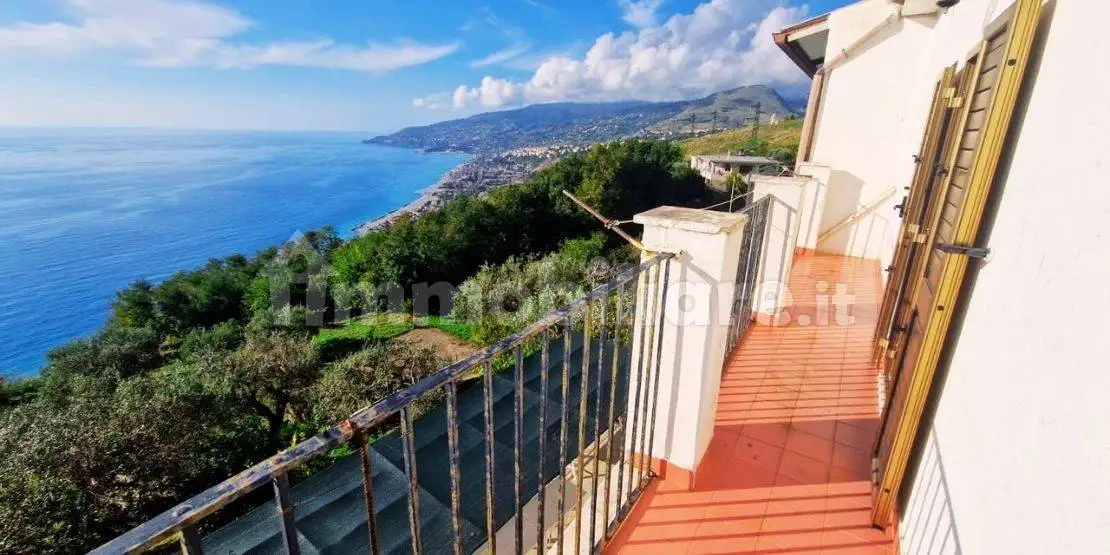 Villa in vendita a Acquappesa