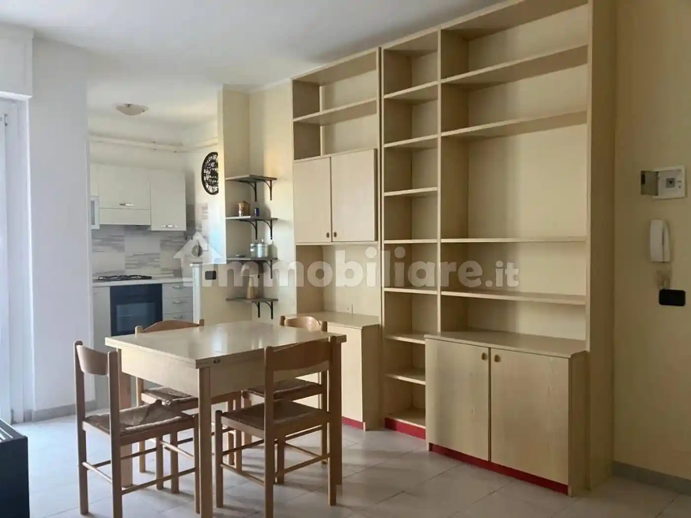 Appartamento in vendita a Luni