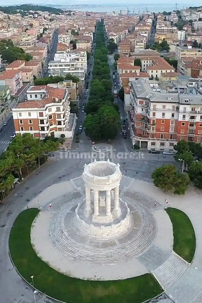 Quadrilocale via Vito Volterra, Passetto, Ancona - foto 2
