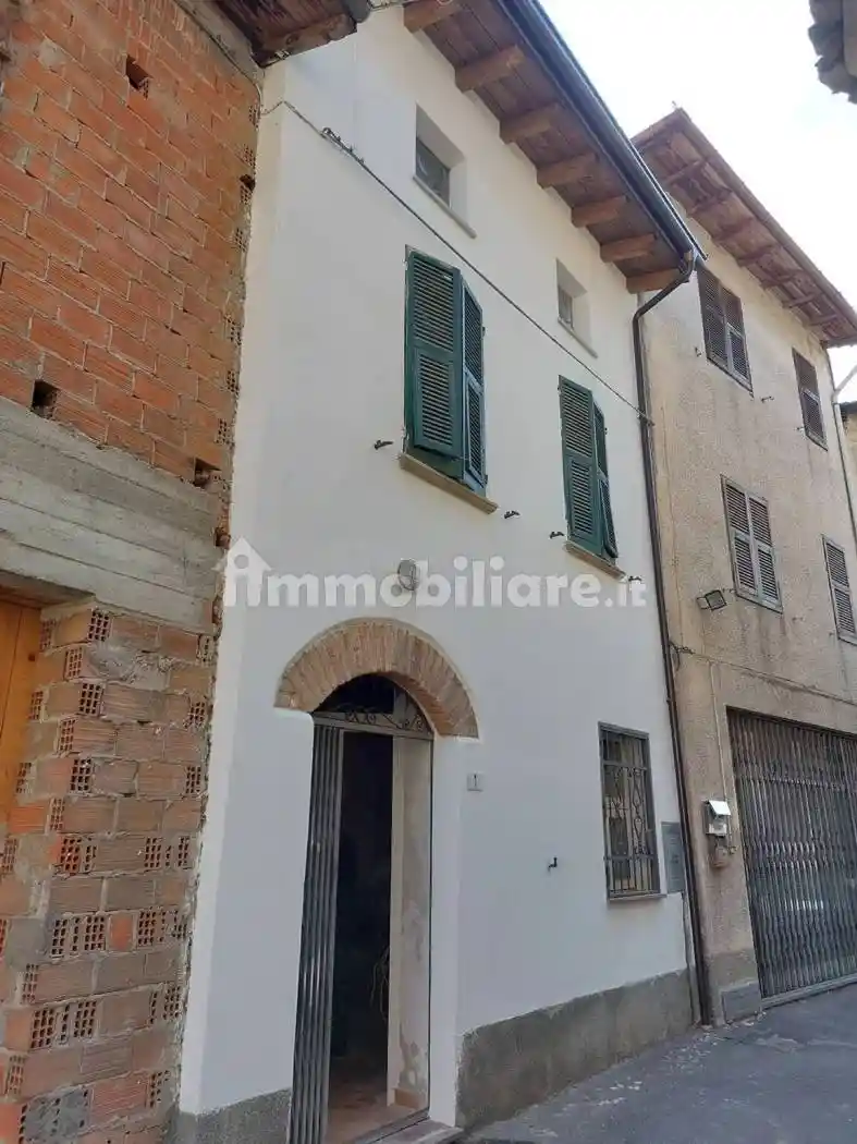 Villa in vendita a Capriata d'Orba