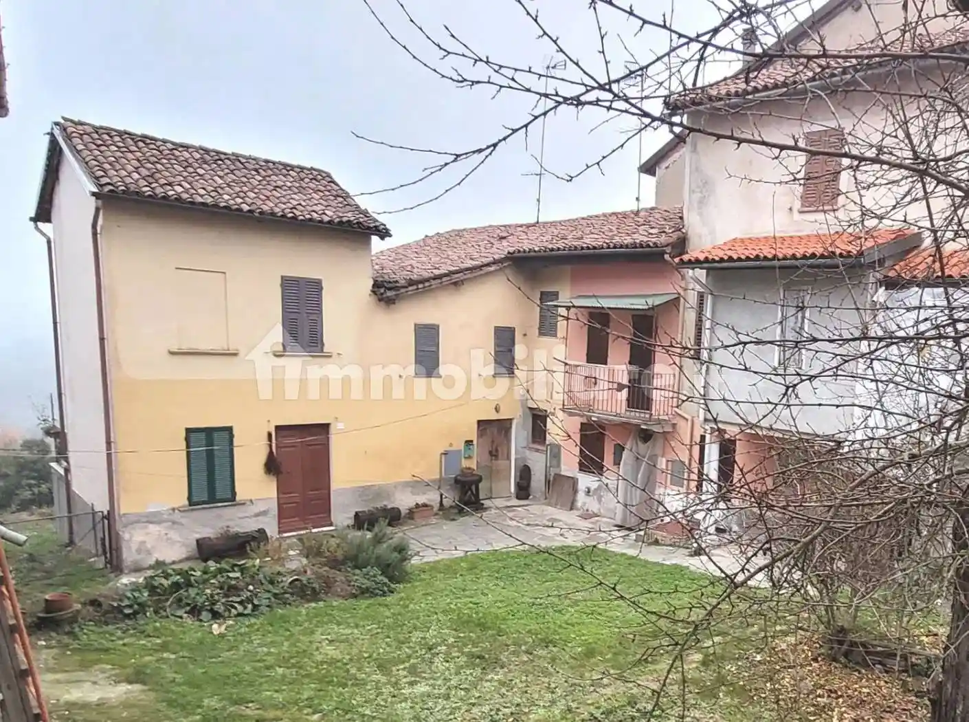 Villa in vendita a Carpeneto
