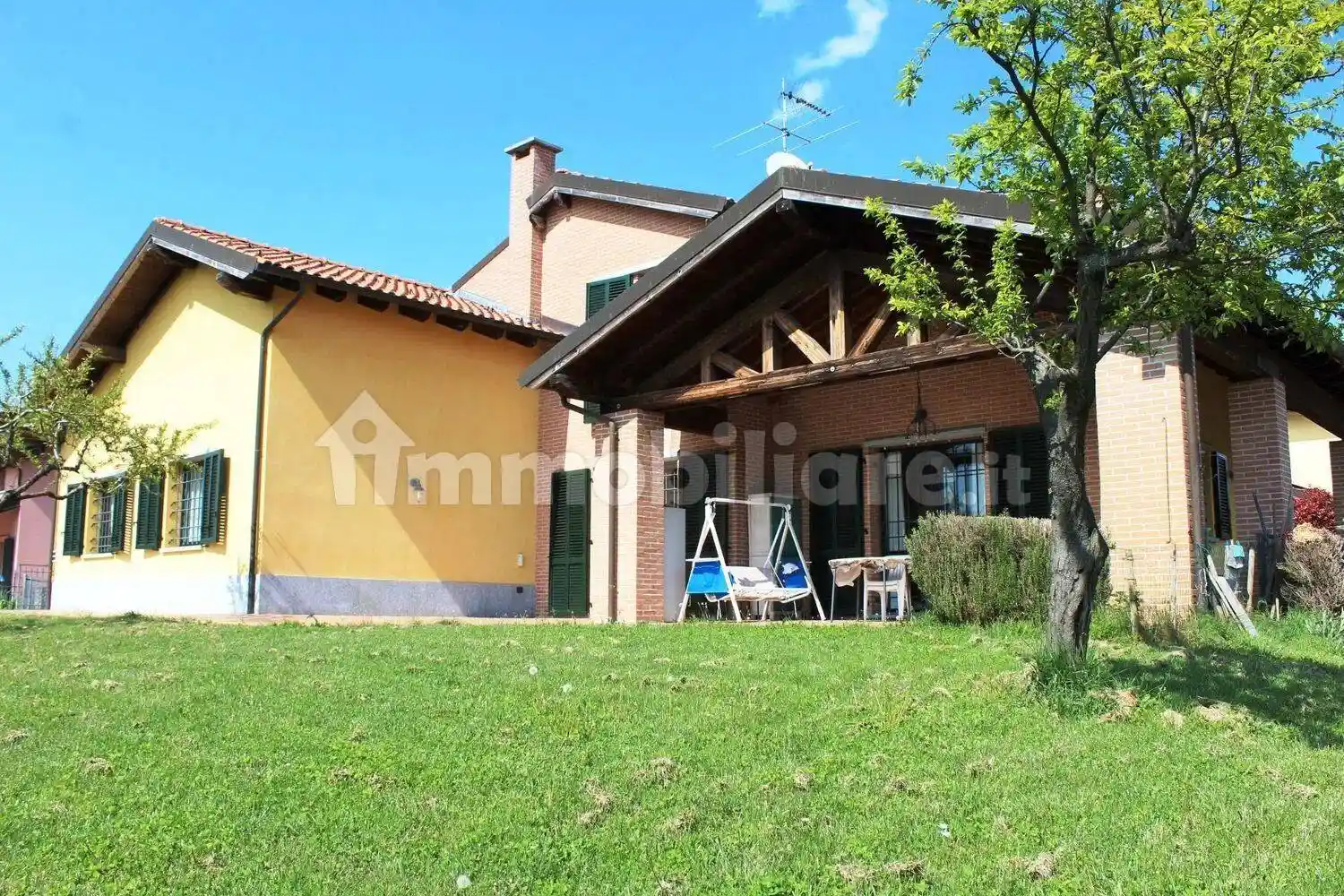 Villa in vendita a Rocca Grimalda