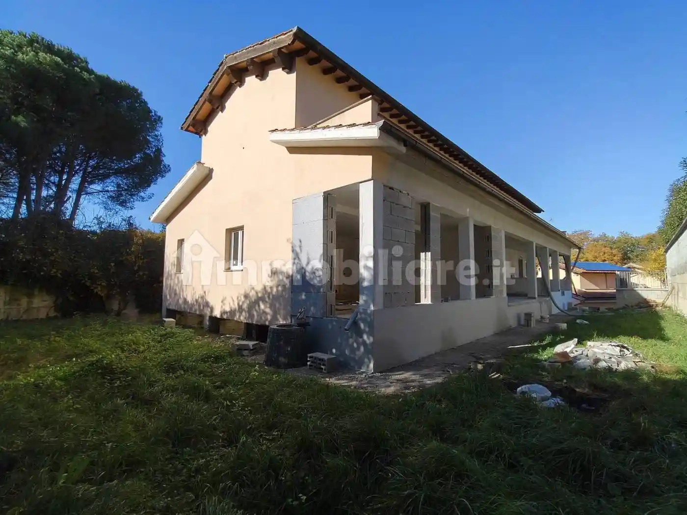 Villa in vendita a Manziana