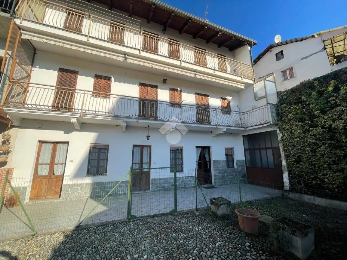 Terratetto unifamiliare via Valentino 6, Centro, Cuceglio - foto 5