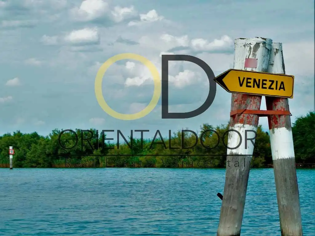 Palazzo - Edificio in vendita a Venezia